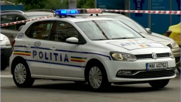 După ce a sunat de 13 ori la 112 şi a susţinut că e sechestrată, o adolescentă le-a spus poliţiştilor că i-a minţit