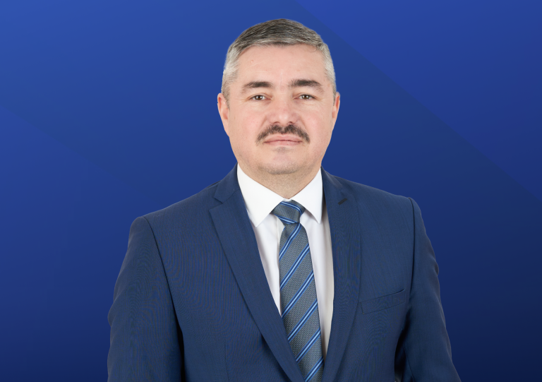 Ovidiu Ștefănesu, primar PSD al comunei Comloșu Mare: Dialogul cu cetățenii este foarte important
