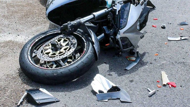 Un motociclist a ajuns la spital în urma unui accident