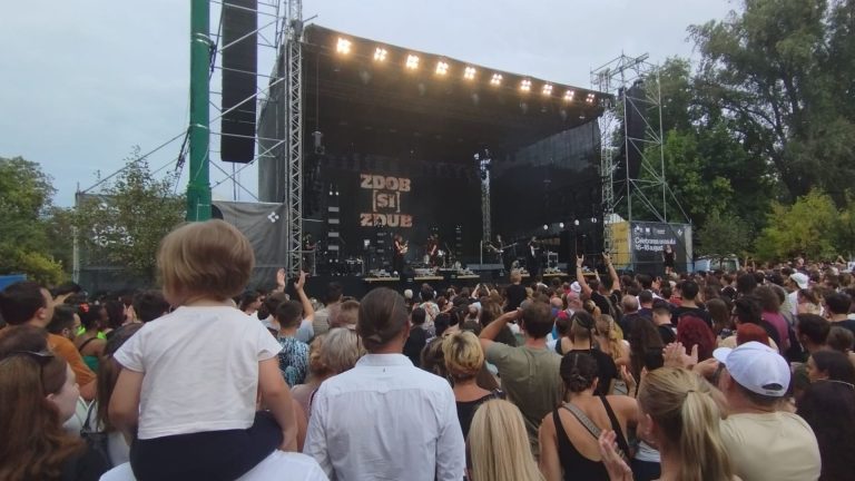 VIDEO | Zdob și Zdub în concert la Timișoara! Cel mai emoționant moment din timpul spectacolului