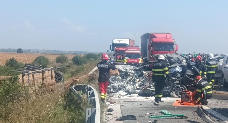 Diplomat, mort intr-un teribil accident pe Autostrada Vestului