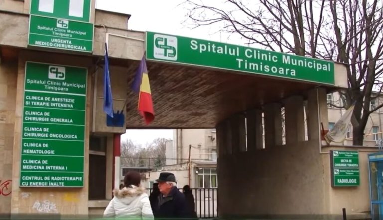 Medicul timișorean celebru care număra banii din șpaga primită de la pacienți în toaletă! Spitalul Municipal din Timișoara a devenit epicentrul dezastrului etic și profesional al medicinei timișorene