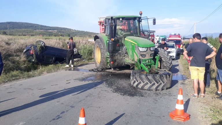 Accident între Lugoj și Caransebeș! Un bărbat a ajuns la spital