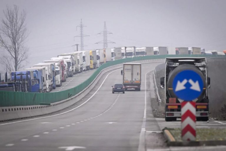 Când vom plăti taxe pentru autostrăzi în România VIDEO