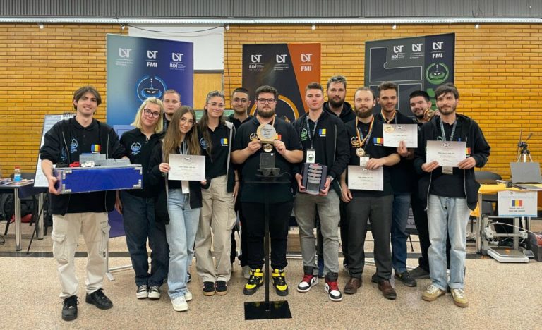 Echipa de robotică Smart::Bits a UVT, premiate la RoboChallenge