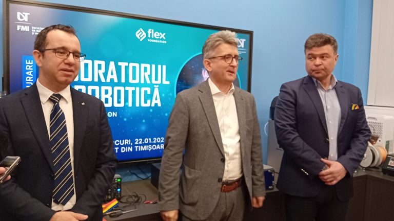 Nou laborator de robotică la Facultatea de Matematică și Informatică